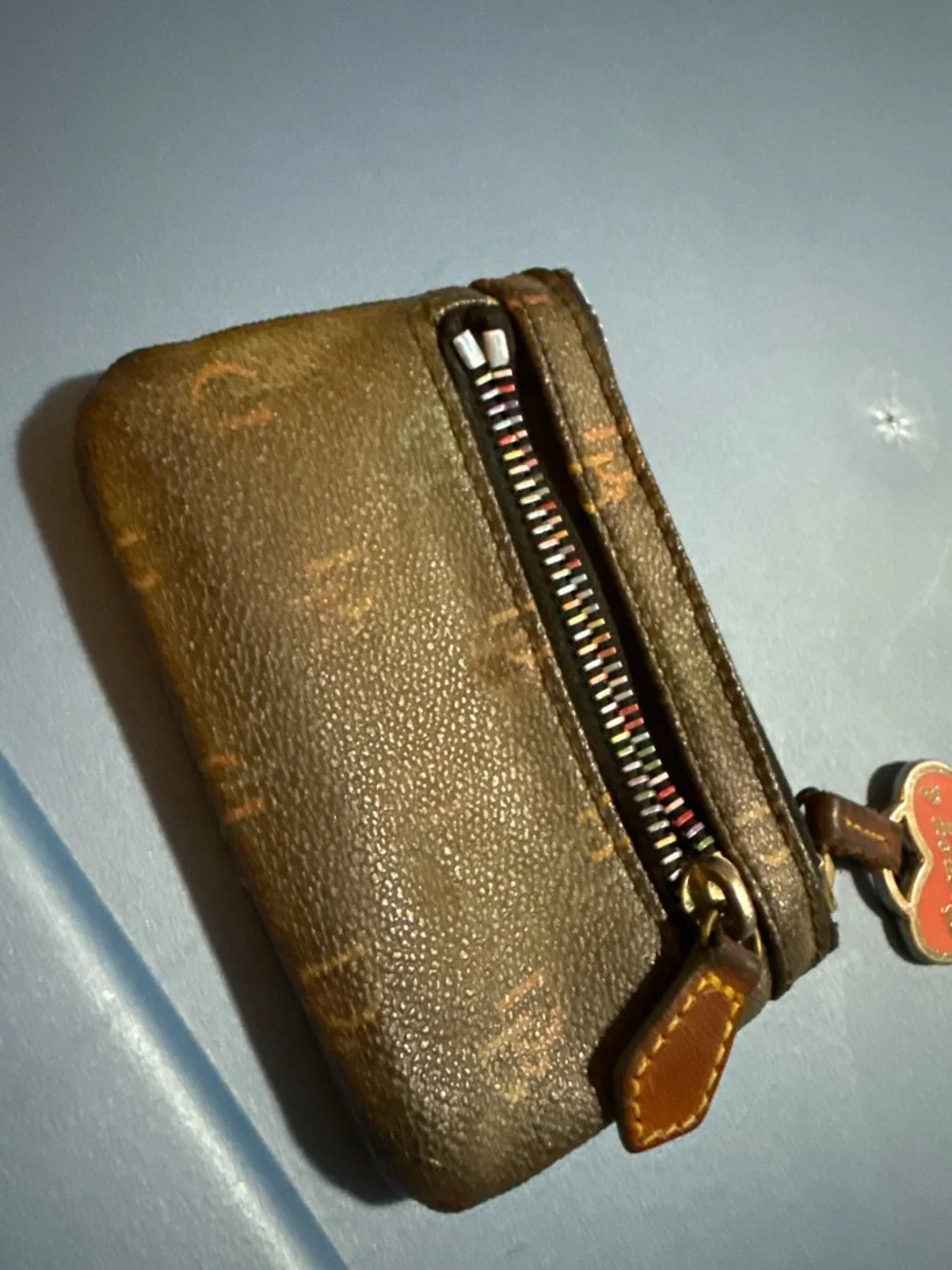 Dooney and Bourke wallet / coin purse